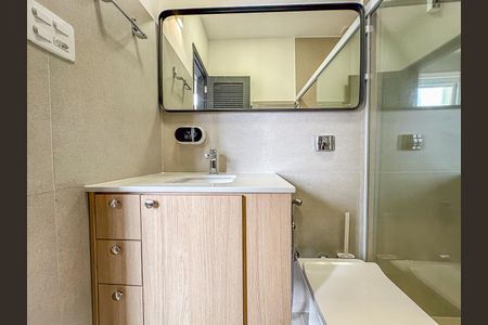 Apartamento à venda com 50m², 2 quartos e sem vaga Apartamento à venda com 50m², 2 quartos e sem vagaBanheiro da Suíte