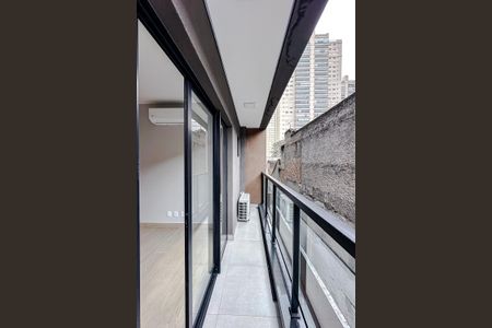 Varanda de kitnet/studio à venda com 1 quarto, 33m² em Mooca, São Paulo