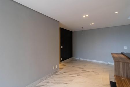 Sala de apartamento à venda com 2 quartos, 68m² em Jardim Flor da Montanha, Guarulhos