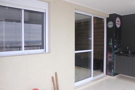 Apartamento à venda com 68m², 2 quartos e 1 vagaVaranda Giurmet