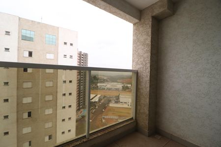 Sacada de apartamento para alugar com 3 quartos, 75m² em Granja Marileusa, Uberlândia
