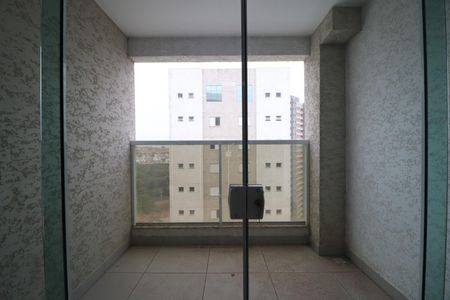 Sacada de apartamento para alugar com 3 quartos, 75m² em Granja Marileusa, Uberlândia