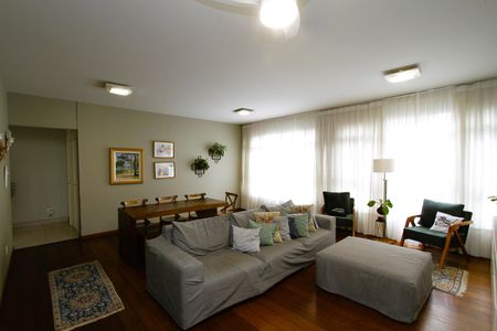 Sala de apartamento à venda com 4 quartos, 150m² em Funcionários, Belo Horizonte
