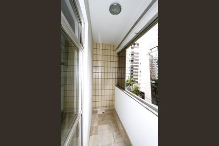 Apartamento à venda com 230m², 4 quartos e 2 vagasVaranda