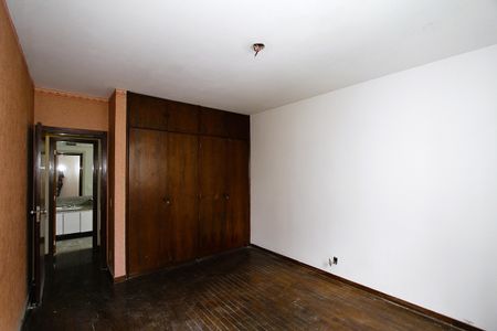 Apartamento à venda com 230m², 4 quartos e 2 vagasQuarto 4