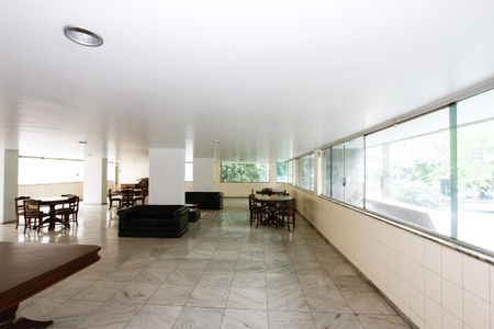 Apartamento à venda com 230m², 4 quartos e 2 vagasÁrea comum - Salão de festas