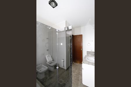 Apartamento à venda com 230m², 4 quartos e 2 vagasBanheiro Social