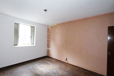 Apartamento à venda com 230m², 4 quartos e 2 vagasQuarto 4