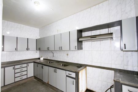 Apartamento à venda com 230m², 4 quartos e 2 vagasCozinha