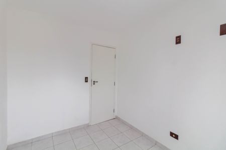 Quarto 1 de apartamento para alugar com 2 quartos, 51m² em Conjunto Residencial José Bonifácio, São Paulo