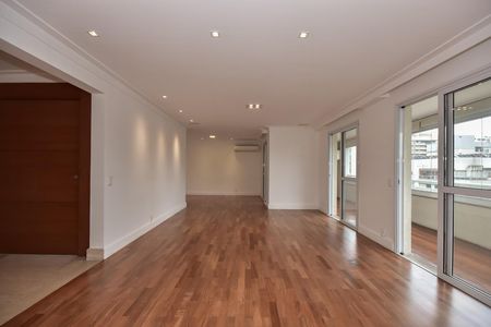 Sala de apartamento para alugar com 3 quartos, 181m² em Real Parque, São Paulo
