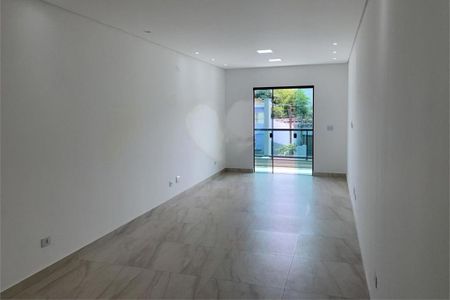 Casa à venda com 3 quartos, 200m² em Parque Sao Domingos, São Paulo