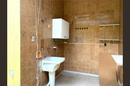 Casa à venda com 2 quartos, 116m² em Vila Ipojuca, São Paulo