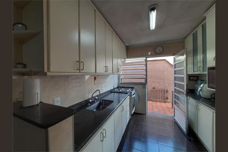 Casa à venda com 200m², 4 quartos e 4 vagas