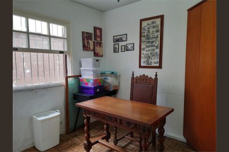 Casa à venda com 4 quartos, 200m² em Jaguaré, Osasco