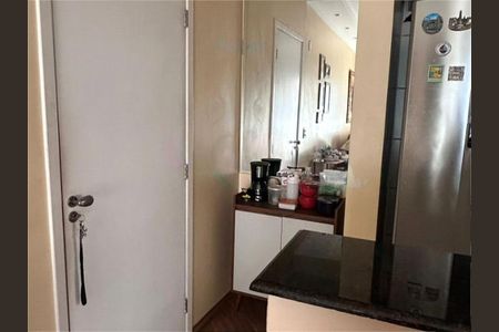 Apartamento à venda com 3 quartos, 65m² em Umuarama, Osasco