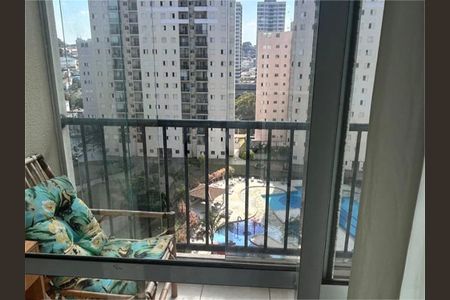 Apartamento à venda com 3 quartos, 65m² em Umuarama, Osasco