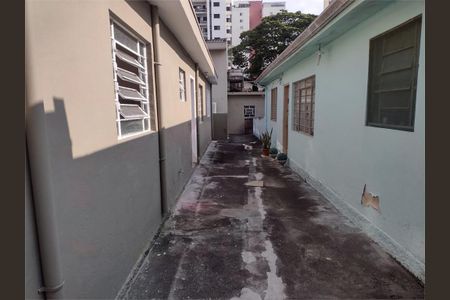 Casa à venda com 287m², 8 quartos e 2 vagas