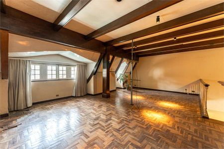 Casa à venda com 4 quartos, 250m² em Alto da Lapa, São Paulo