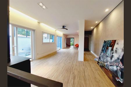 Casa à venda com 3 quartos, 336m² em Lapa, São Paulo