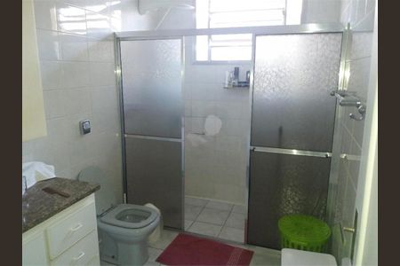Casa à venda com 3 quartos, 220m² em Vila Barreto, São Paulo
