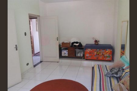 Casa à venda com 3 quartos, 220m² em Vila Barreto, São Paulo