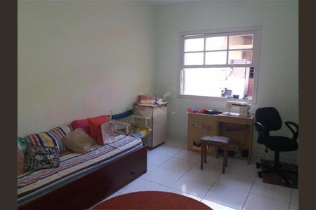 Casa à venda com 3 quartos, 220m² em Vila Barreto, São Paulo