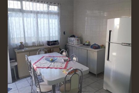 Casa à venda com 3 quartos, 220m² em Vila Barreto, São Paulo