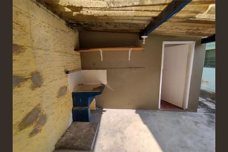 Casa à venda com 136m², 5 quartos e 1 vaga