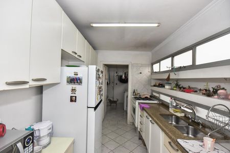 Apartamento à venda com 140m², 3 quartos e 2 vagasCozinha