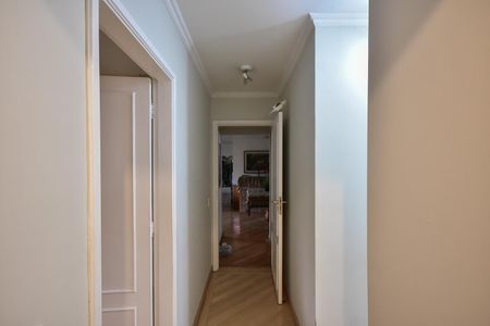 Apartamento à venda com 140m², 3 quartos e 2 vagasCorredor