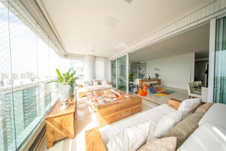 Apartamento à venda com 4 quartos, 335m² em Vila Regente Feijó, São Paulo