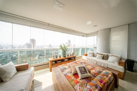 Apartamento à venda com 4 quartos, 335m² em Vila Regente Feijó, São Paulo