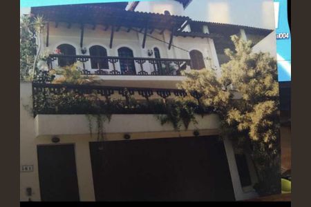 Casa de condomínio à venda com 418m², 3 quartos e 3 vagas
