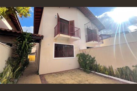 Casa à venda com 3 quartos, 95m² em Vila Sonia, São Paulo