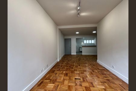 Sala de apartamento para alugar com 2 quartos, 77m² em Vila Olímpia, São Paulo