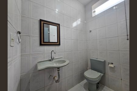 Casa à venda com 95m², 3 quartos e 2 vagas Casa à venda com 95m², 3 quartos e 2 vagasBanheiro 2