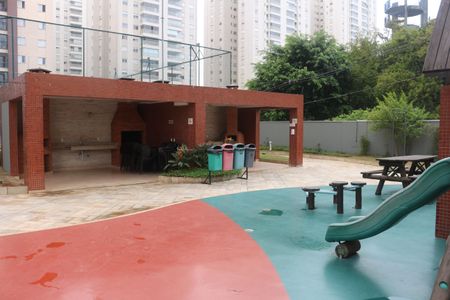 Apartamento à venda com 125m², 3 quartos e 2 vagasÁrea comum - Playground