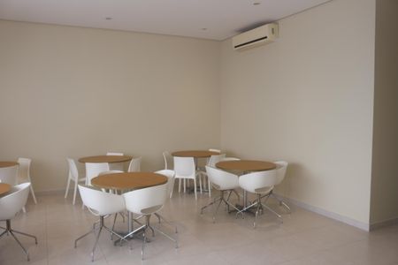 Apartamento à venda com 125m², 3 quartos e 2 vagasÁrea comum - Salão de festas