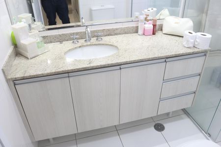 Apartamento à venda com 125m², 3 quartos e 2 vagasBanheiro da Suíte 1