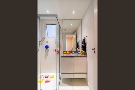 Apartamento à venda com 125m², 4 quartos e 2 vagas Apartamento à venda com 125m², 4 quartos e 2 vagasBanheiro