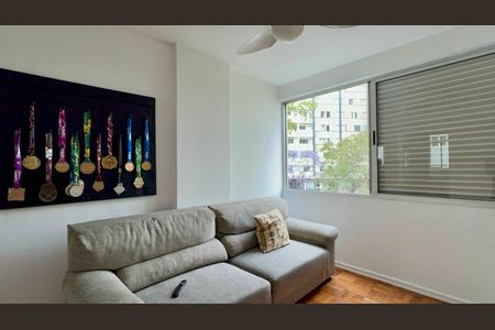 Sala de TV de apartamento à venda com 2 quartos, 70m² em Pompeia, São Paulo