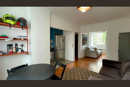 Apartamento à venda com 70m², 2 quartos e 1 vagaSala