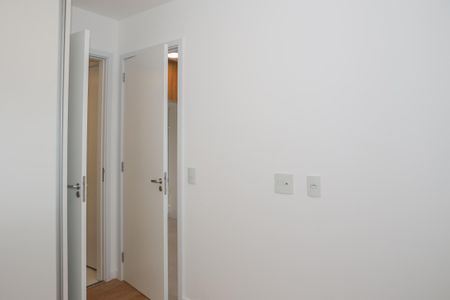 Quarto 1 de apartamento para alugar com 2 quartos, 37m² em Lapa de Baixo, São Paulo