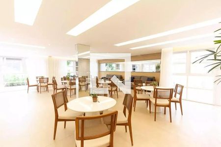 Apartamento para alugar com 37m², 2 quartos e 1 vaga Apartamento para alugar com 37m², 2 quartos e 1 vagaÁrea comum - Salão de festas