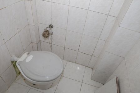Apartamento à venda com 90m², 2 quartos e sem vaga Apartamento à venda com 90m², 2 quartos e sem vagaBanheiro de serviço