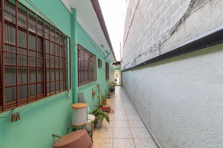 Casa à venda com 136m², 2 quartos e 1 vaga Casa à venda com 136m², 2 quartos e 1 vagaCorredor