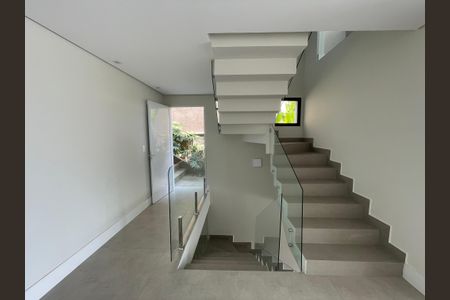 Sala de casa de condomínio para alugar com 4 quartos, 484m² em São Paulo Ii, Cotia