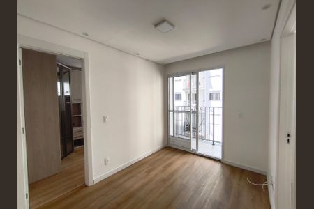 Sala de apartamento para alugar com 2 quartos, 37m² em Cambuci, São Paulo