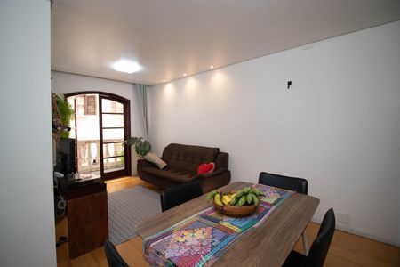 Apartamento à venda com 76m², 3 quartos e 1 vagaSala